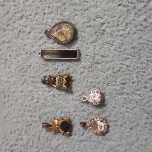 6 Necklace charms